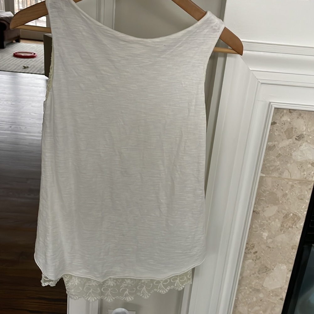 Lace top - Picture 3 of 5